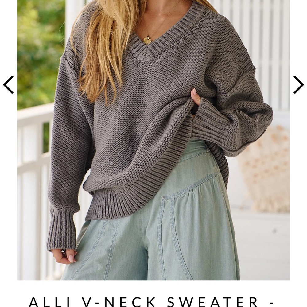 Alli V-Neck Sweater - Titan ~ Free People